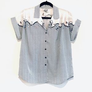 VINTAGE TAP & CO. Rolled Cuff Button-Up Short Sleeve Striped Shirt